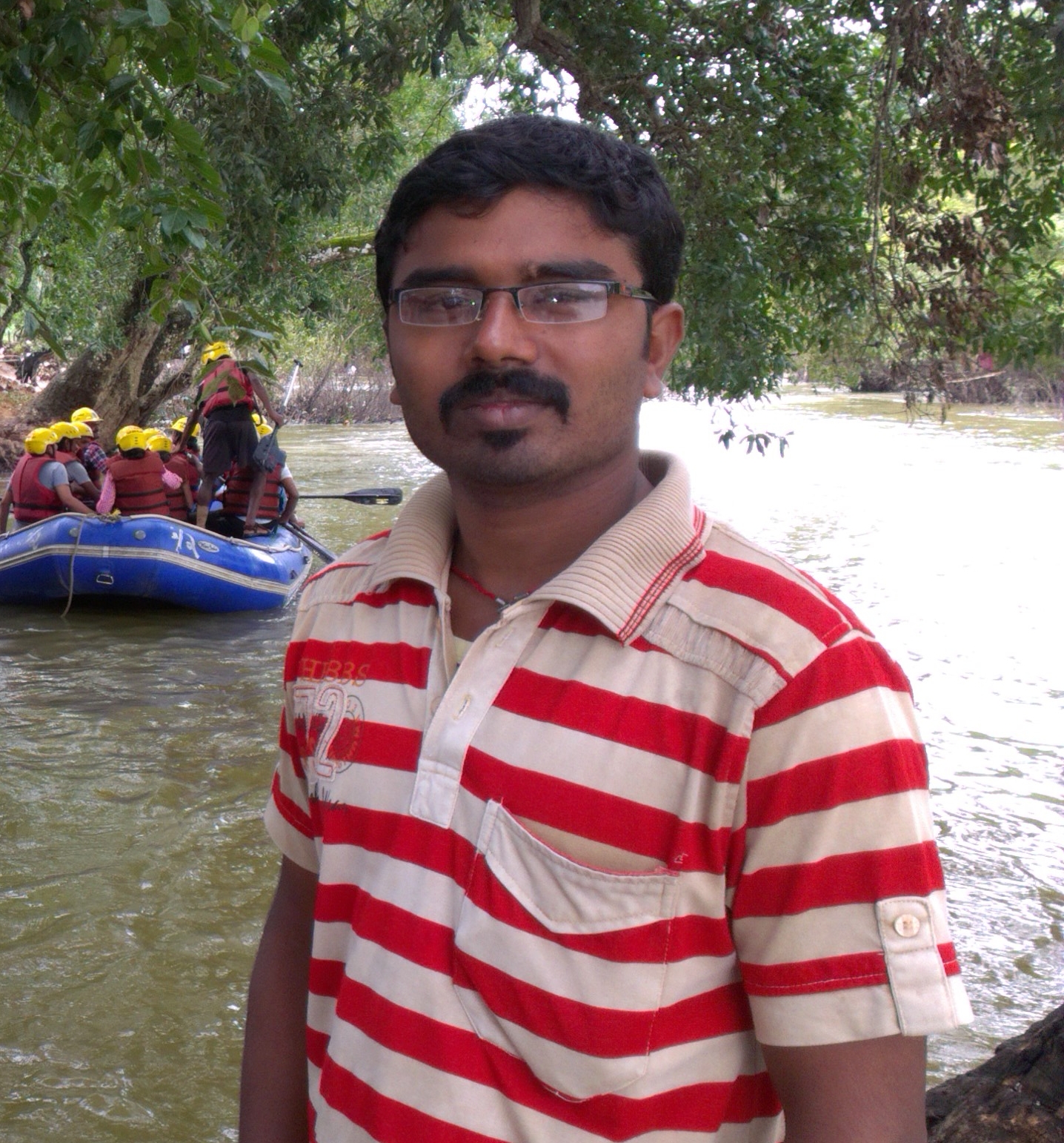 Karthik velan